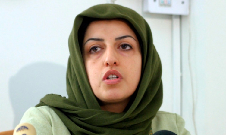 Носителят на Нобел за мир Мохамади получи нови присъди в Иран